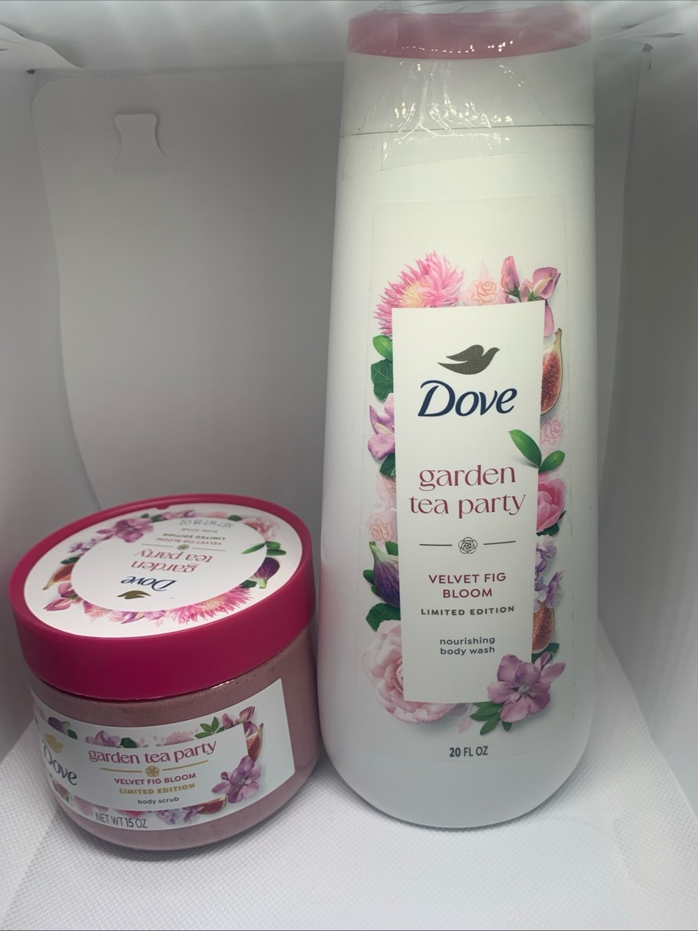 Garden Tea Party Velvet Fig Bloom Nourishing Body Wash and Body Scrub Set
